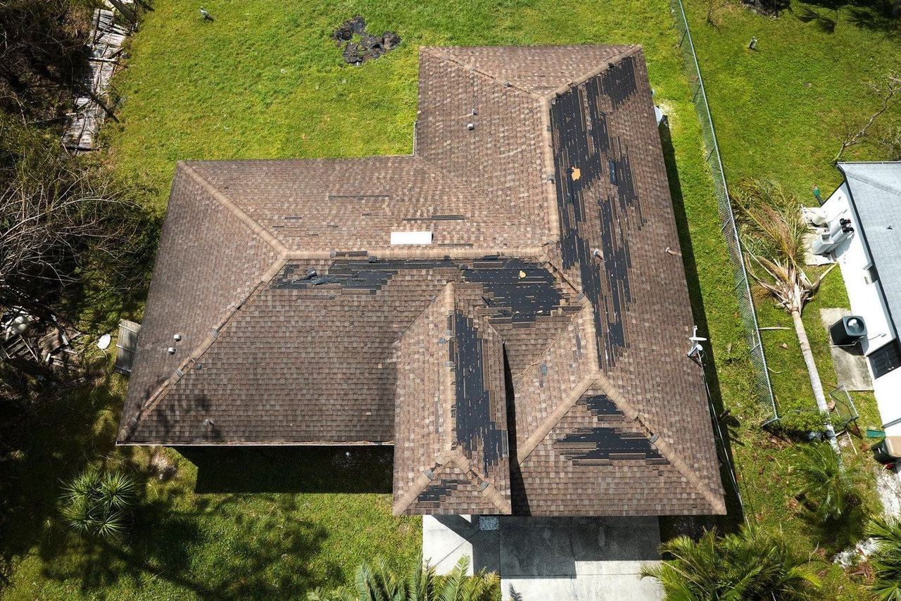 Preparing Your Roof for Off-Season Hurricanes: An Early Checklist for Property Owners