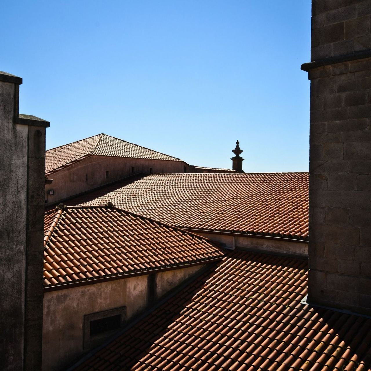 Common Mistakes to Avoid During Shingle Roof Installation and Replacement